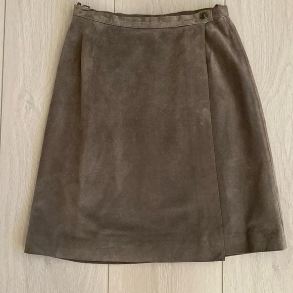 Grey Suede Skirt - Picture 1 of 10